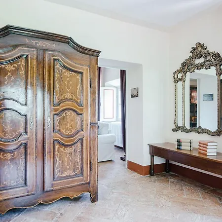 Apartment Crivelli Visconti By Myhomeincomo *